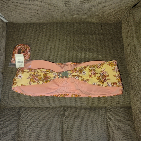 ~SOLD~ NWT aerie aerie bandeau bikini top - Picture 2 of 3